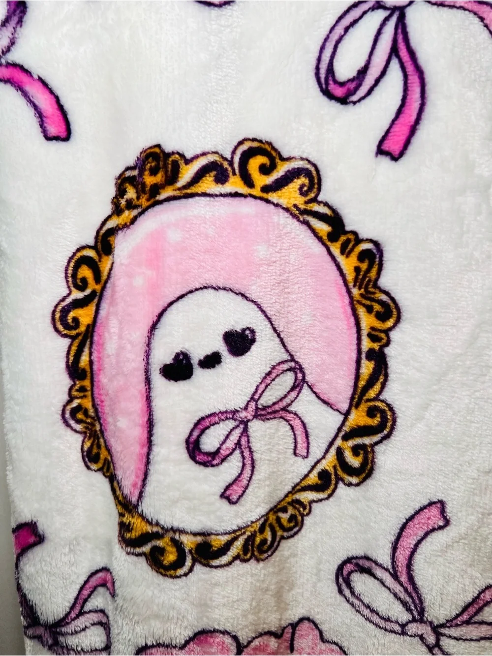 Halloween Pink Cameo Picture Frames Plush Throw Blanket Ghost Spider Skeleton